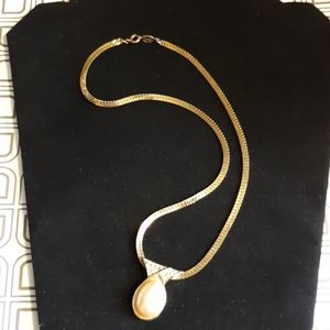 Vintage Napier Goltone with Pearl Pendant Necklace